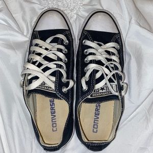Converse size 7